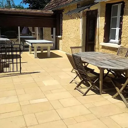 Semesterbostad Sarlat, 600 M A Pied Du Centre Historique, Maison La Salamandre *