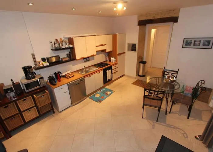 Sarlat, 600 M A Pied Du Centre Historique, Maison La Salamandre